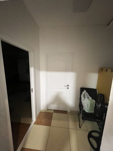 Офисы: Сдаю Офис, 175 м², В административном здании, 1 линия — 11