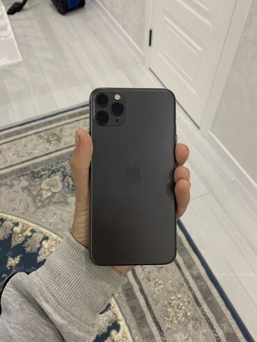 Apple iPhone: IPhone 11 Pro Max, Б/у, 64 ГБ, Black Titanium, Чехол, Защитное стекло, 85 %