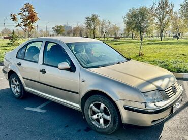 Volkswagen: Volkswagen Bora: 2000 г., 1.6 л, Автомат, Бензин, Седан