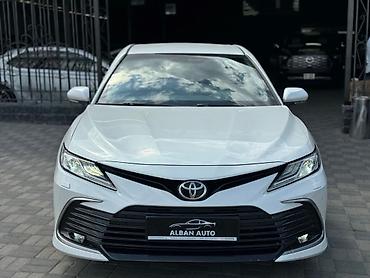 alba: Toyota Camry: 2021 г., 0.5 л, Автомат, Бензин — 2