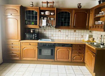 Kuhinjski nameštaj: Prelepa kuhinjа u klasičnom stilu u kompletu sa masivnim šankom 🏡 – — 1