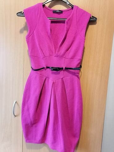 elegantna roze haljinica: S (EU 36), bоја - Roze, Drugi stil, Kratkih rukava