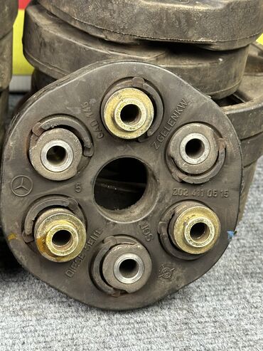 Эластичные муфты: Эластичная муфта Mercedes-Benz 2000 г., Б/у, Оригинал, Германия — 10