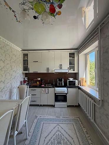 отель бишкек: Продаётся просторный дом от хозяина! 📍 Село Комсомольское (всего 200 — 5