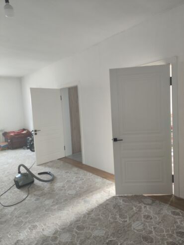 продаю дом в городе каракол: Дом, 150 м², 5 комнат, Собственник, Свежий ремонт