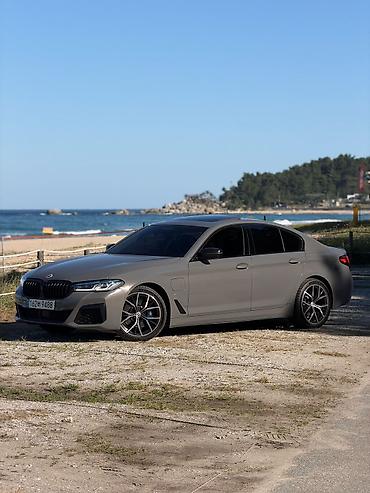 BMW: BMW 5 series: 2021 г., 2 л, Автомат, Гибрид, Седан — 1