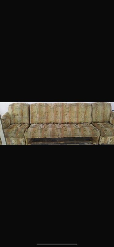продаю бу диван: Прямой диван, цвет - Коричневый, Б/у