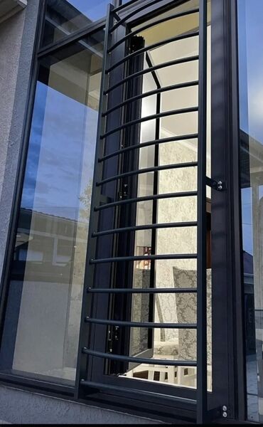 манеж дордой: Терезелер үчүн торлор, Ширетилип жасалган, Буюртмага, Акысыз орнотуу