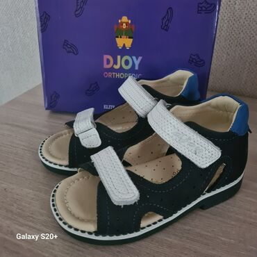 Детская обувь: Продам НОВЫЕ ортопедические сандалии фирмы DJOY. Размер 25