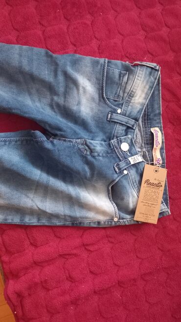 ruska krema za oziljke: 26, 28, Jeans, Low rise, Skinny