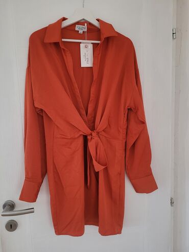 crvena haljina zara: L (EU 40), bоја - Crvena, Drugi stil, Dugih rukava