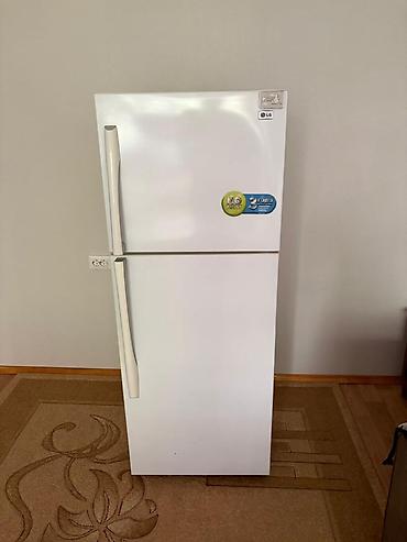 холодильник узкий: Холодильник LG, классический белый, с верхним расположением — 1