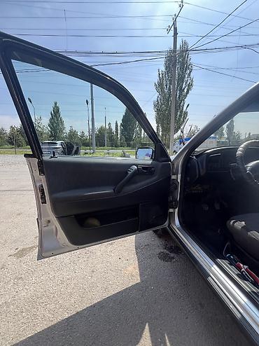 Volkswagen: Volkswagen Passat: 1991 г., 1.8 л, Механика, Бензин, Универсал — 8