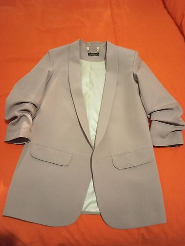 Üst geyimi: Qadın blazeri – H&M Jizel - Rəng: açıq bej/boz ton - Model — 1