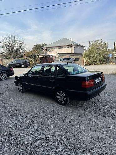 карадар: Volkswagen Passat: 1994 г., 1.8 л, Седан — 4