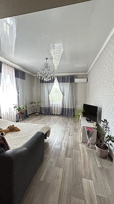 Продажа коттеджей и домов: Продается 4х комнатный дом на участке 8 сотках. Дом чистый, 1 санузел — 1