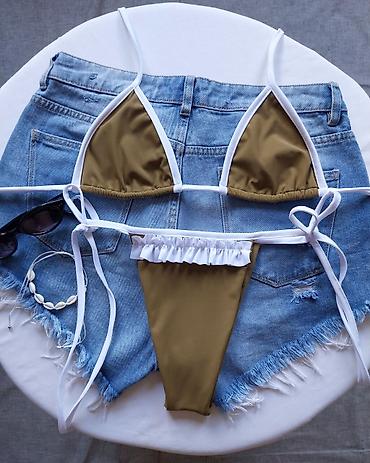 dd step sandale: Dvodijelni bikini set – maslinasto zeleni sa belim detaljima - Gornji — 3