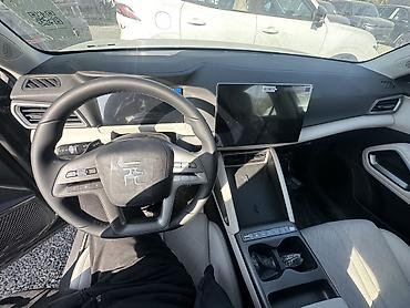 BYD: BYD E2: 2026 г., Электромобиль, Хетчбек — 4