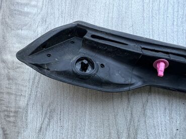 Двери и комплектующие: Уплотнитель двери Задняя левая Lexus, Б/у, Оригинал — 10