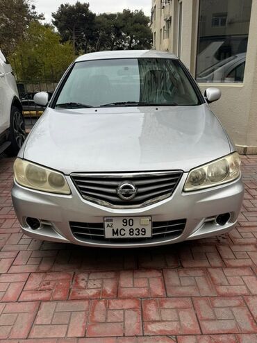 Nissan: Nissan Sunny: 1.3 l | 2010 il Sedan