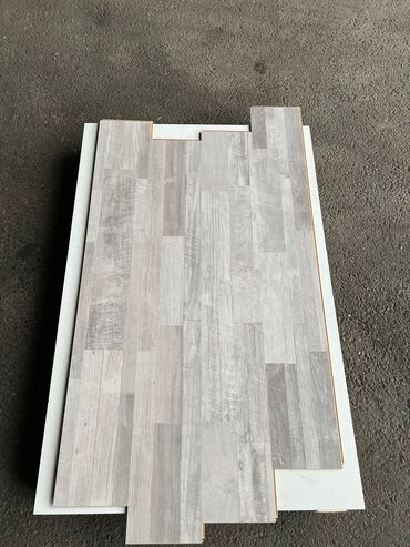 Laminat: Salam əziz musdərilər laminatlarmiz 31 32 33 klass olmagla 8 mm 10 mm -da lalafo.az — 7 Laminat: Salam əziz musdərilər laminatlarmiz 31 32 33 klass olmagla 8 mm 10 mm — 7