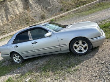 авто левый руль: Mercedes-Benz E-Class: 1996 г., 3.2 л, Автомат, Бензин, Седан