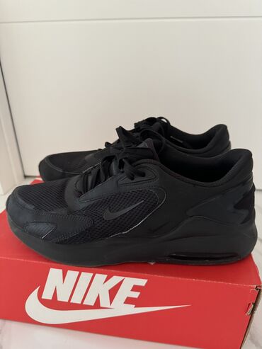 nike air max axis muske: Muške patike, 43 broj