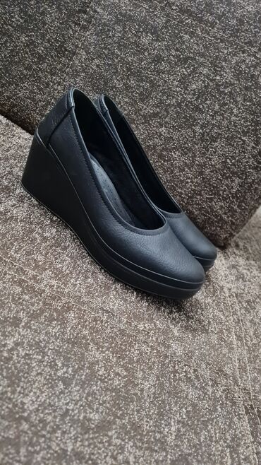 обувь дордой: Туфли 37, цвет - Черный