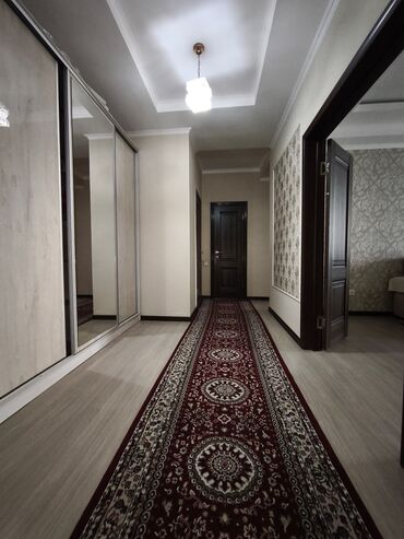 Посуточная аренда квартир: 3 комнаты, Душевая кабина, Постельное белье, Кондиционер — 9