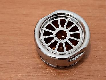 Slavine: Ručiće za ventile – delovi za umivaonik/kupatilo Cena 100din po komadu — 3