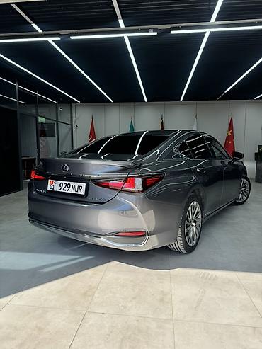 Lexus: Lexus ES: 2021 г., 2.5 л, Автомат, Гибрид, Седан — 3