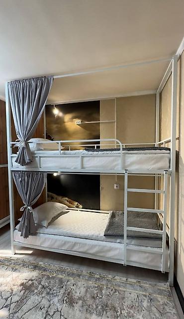 Посуточная аренда комнат: 250 м², С мебелью — 9