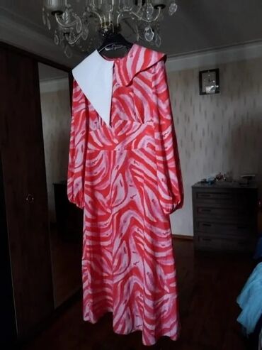 CD, DVD disklər və kassetlər: 1-i,1,azn. M,38,(R) İşlənmiş. 20,ədəddən,aşağı,mal,satılmiır — 5