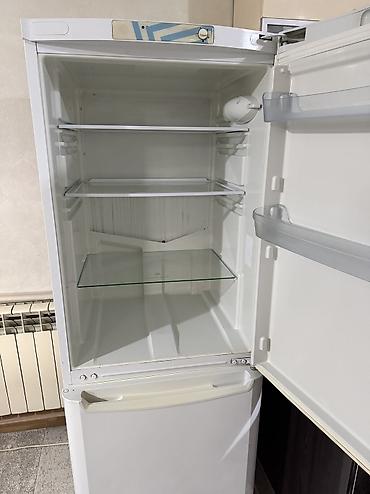 indesit: Холодильник Indesit, Б/у, Двухкамерный, 60 * 165 * — 2
