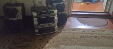 dvd player qiymetleri: LG musiqi mərkəzi – 2 akustik kolonka ilə Xüsusiyyətlər: - LG markalı