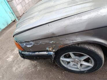 Audi: Audi 80: 1993 г., 1.8 л, Механика, Бензин, Седан — 6