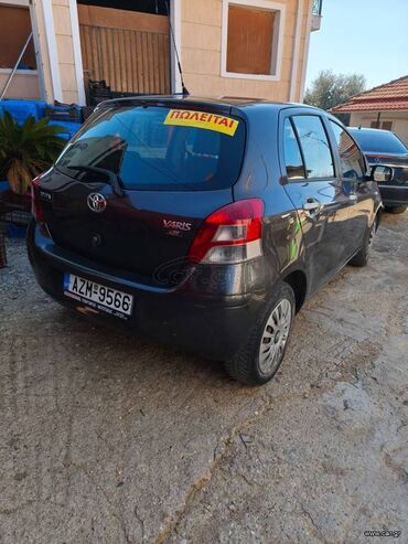 Toyota: Toyota Yaris: 1 l. | 2011 έ. Χάτσμπακ — 3