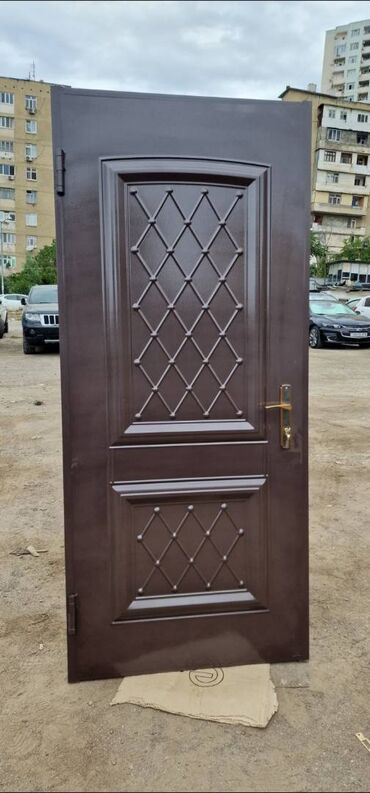 Giriş qapıları: Yeni Giriş qapısı Zəmanətli, Ödənişli quraşdırma, Ödənişli çatdırılma — 23