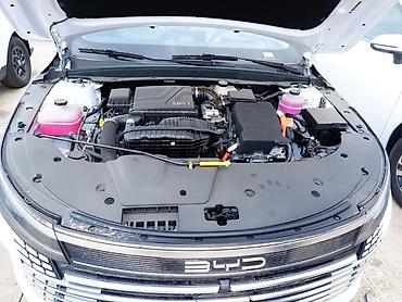 eylec: BYD Qin Plus: 1.6 l | 2025 il 10 km Sedan — 7