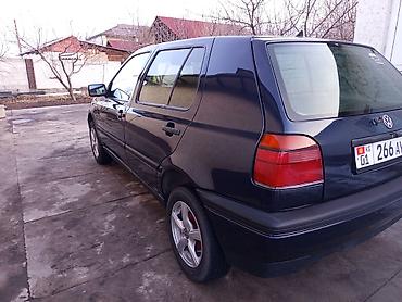 Volkswagen: Volkswagen Golf: 1992 г., 1.8 л, Механика, Бензин, Седан — 4