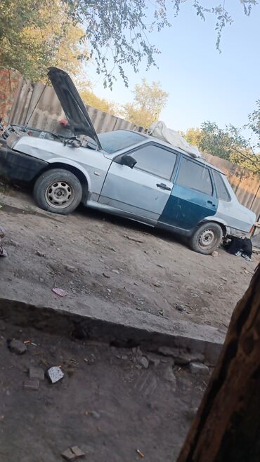 куплю машину в рассрочку бишкек: ВАЗ (ЛАДА) 21099: 2002 г., Седан