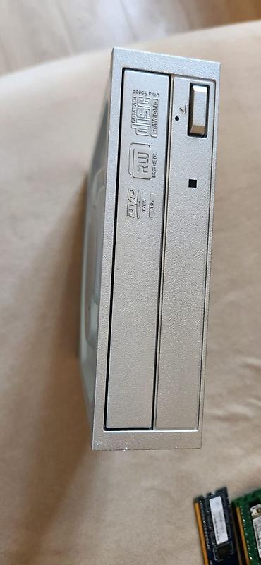 hard disc 1 tb: Dvd writer 2 eded qalib.Birinin qiymeti 5man — 3