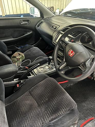 kamri 75: Honda Accord: 2001 г., 2 л, Автомат, Бензин, Седан — 4