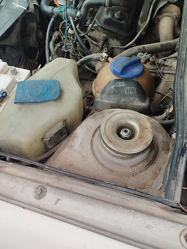 Унаа сатуу: Volkswagen Passat Variant: 1991 г., 1.9 л, Кол менен иштөөчү, Дизель, Универсал — 8