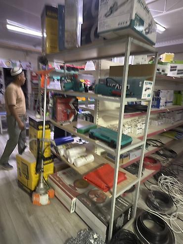 Другие хозтовары: Продаю полки! В очень хорошем состоянии,использовались не долго! По — 4