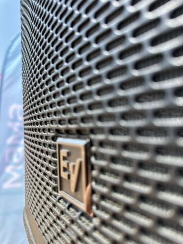 гитарный усилитель: Сдаю в аренду. Активная акустическая система Electro-Voice ETX с