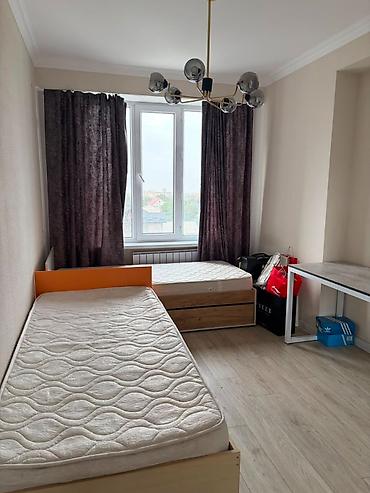 2022: 3 комнаты, 80 м², Элитка, 4 этаж — 2