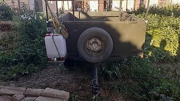 elektrikli scooter en ucuz: Yük daşımaq üçün hazırlanmış, tünd yaşıl rəngli ikitəkərli qoşqu — 1
