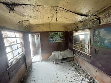 Вагоны: Передвижной металлический вагончик/бытовка (каркас из стали, обшивка — 3