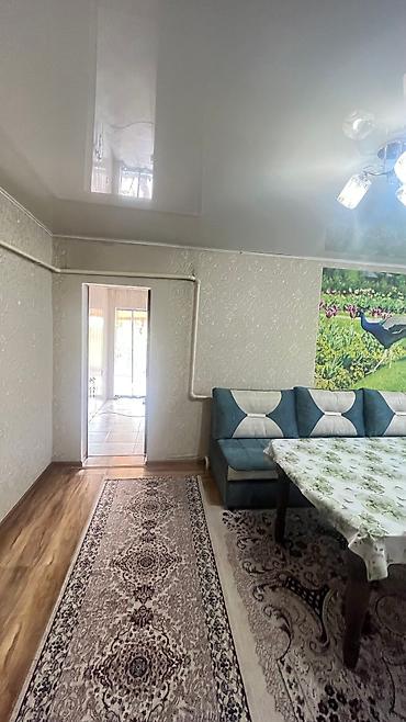 Продажа коттеджей и домов: Продаю 2 дома на одном участке(2 зала,4 спальних комнат,летняя — 13